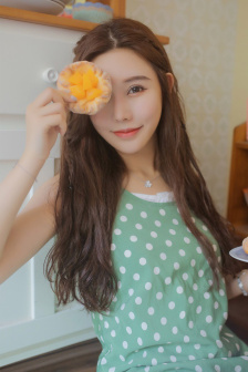 清纯校花自慰喷白浆浪潮